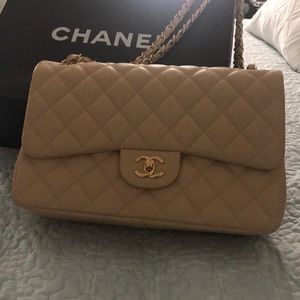 Chanel Jumbo